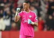 Tawaran Ditolak Newcastle, Odysseas Vlachodimos Gagal Bertahan di Sevilla