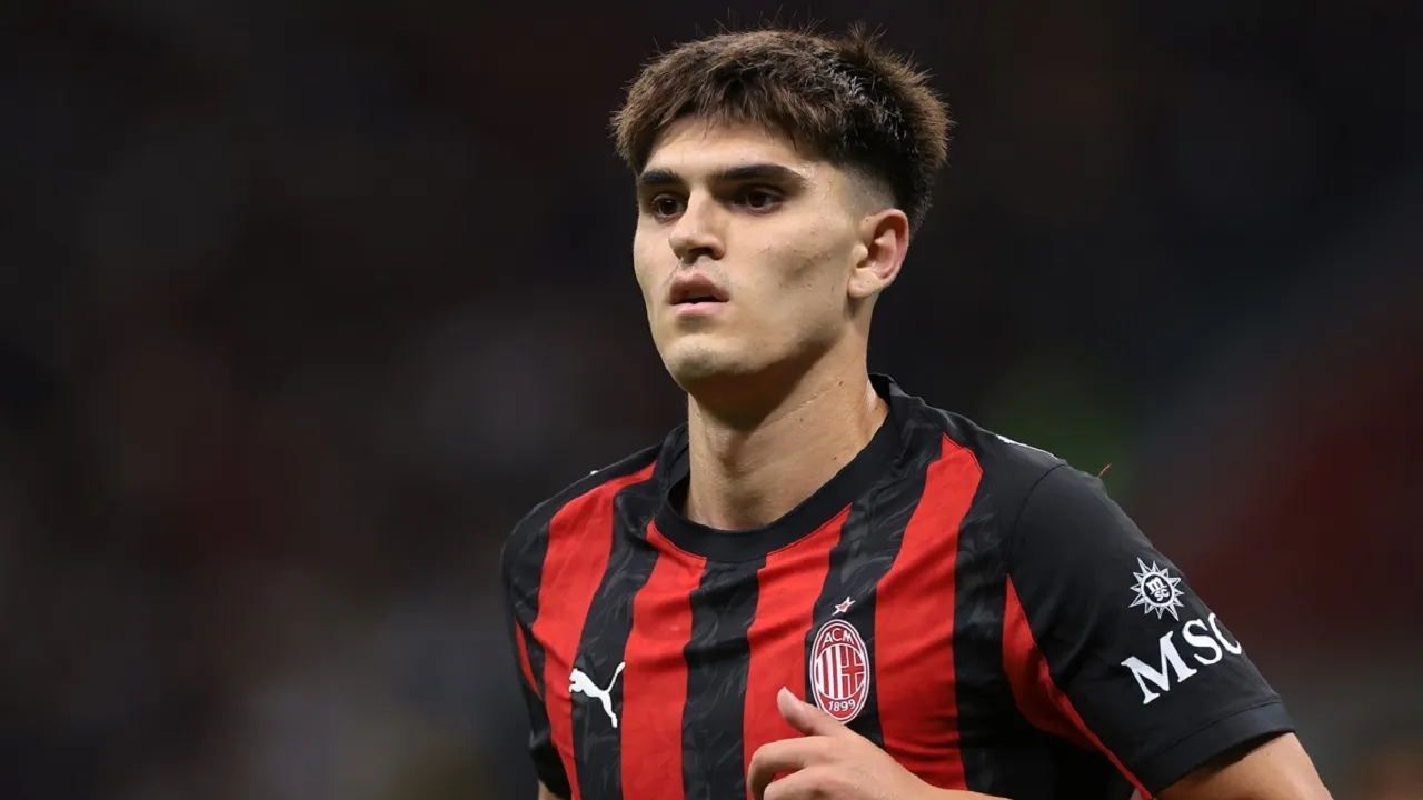 AC Milan Jadwalkan Negosiasi Perpanjangan Kontrak Davide Bartesaghi