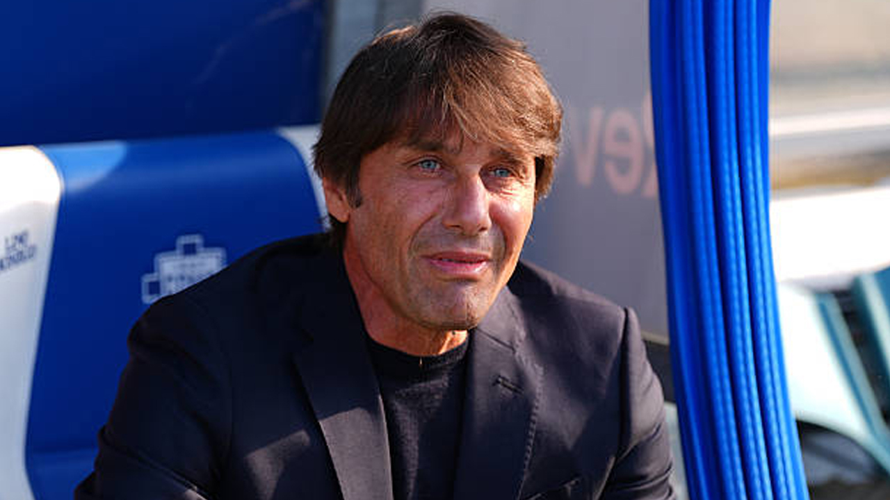 Antonio Conte Nilai Napoli Terus Berkembang Meski Ditahan Como
