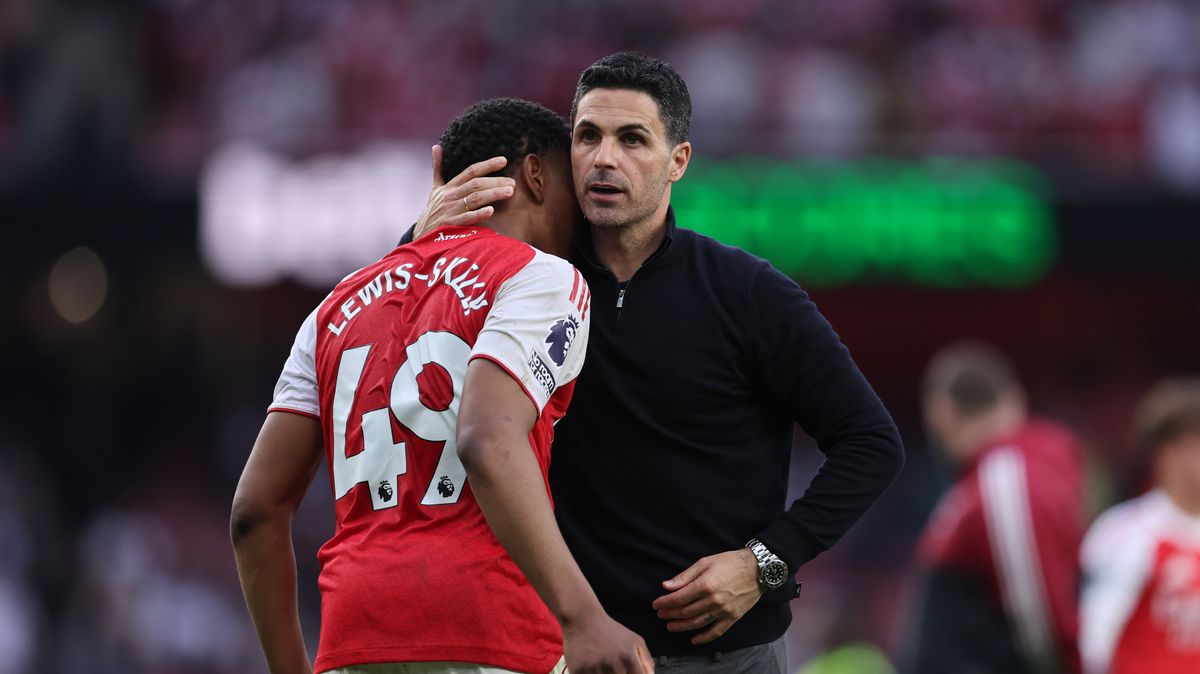 Arteta Bahas Kemenangan Arsenal dan Performa Lewis-Skelly