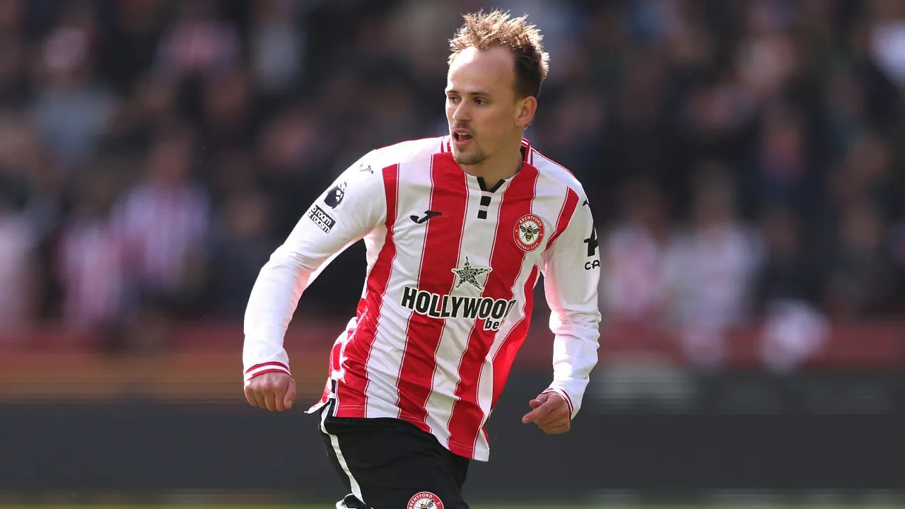 Bahagianya Mikkel Damsgaard Usai Bantu Brentford Kalahkan West Ham