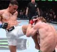 Carlos Prates Hentikan Della Maddalena di UFC Fight Night Perth
