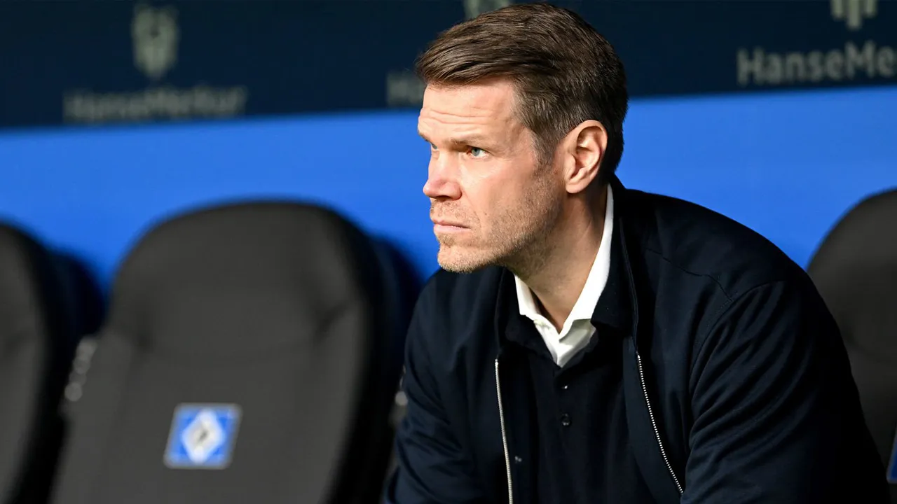 Eric Huwer Puas Lihat Hamburg Semakin Solid Usai Kalahkan Frankfurt