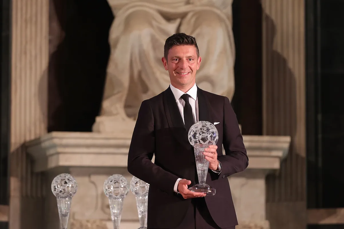 Pernyataan Kontroversial Rocchi: Kritik Terhadap Wasit Siapa? - sumber: (footballitalia)