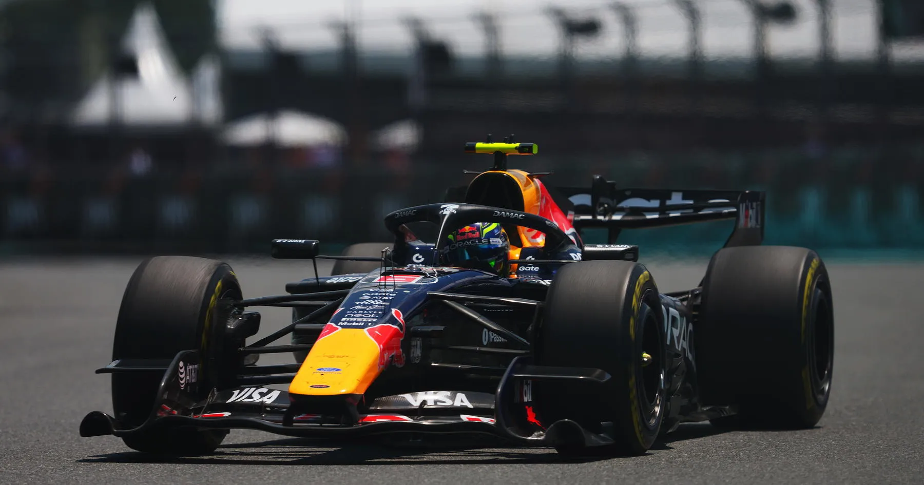 Pernyataan Red Bull Usai Diskualifikasi Hadjar di Miami - sumber: (racingnews365)