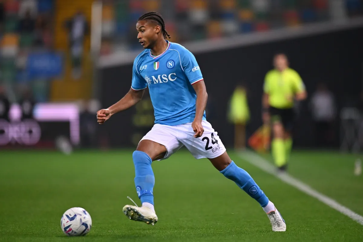 Proses Transfer Cajuste ke Ipswich Town Terganjal, Napoli Harus Bersabar - sumber: (footballitalia)