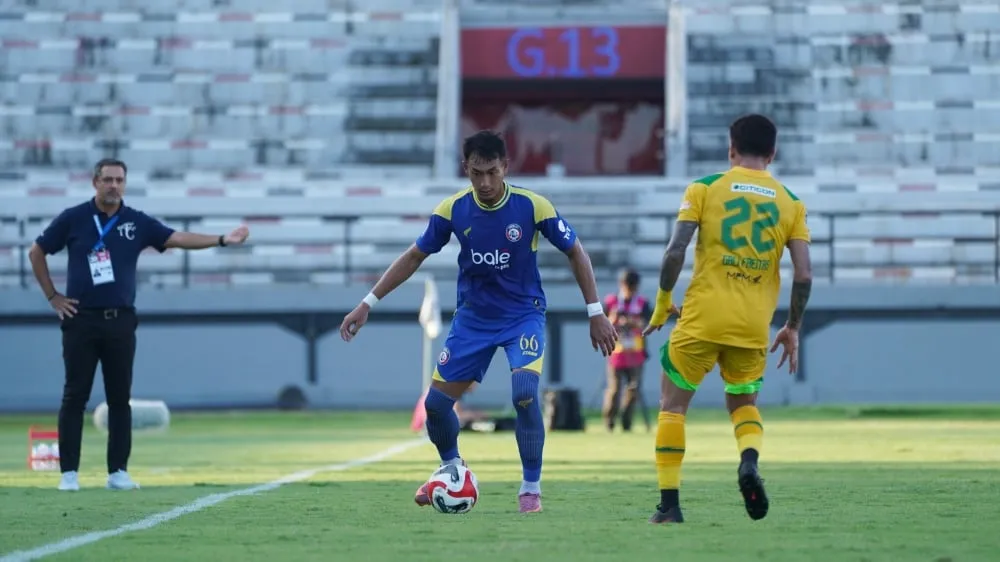Tanggung Jawab Berat Arema FC Menutup Musim dengan Baik - sumber: (ileagueid)