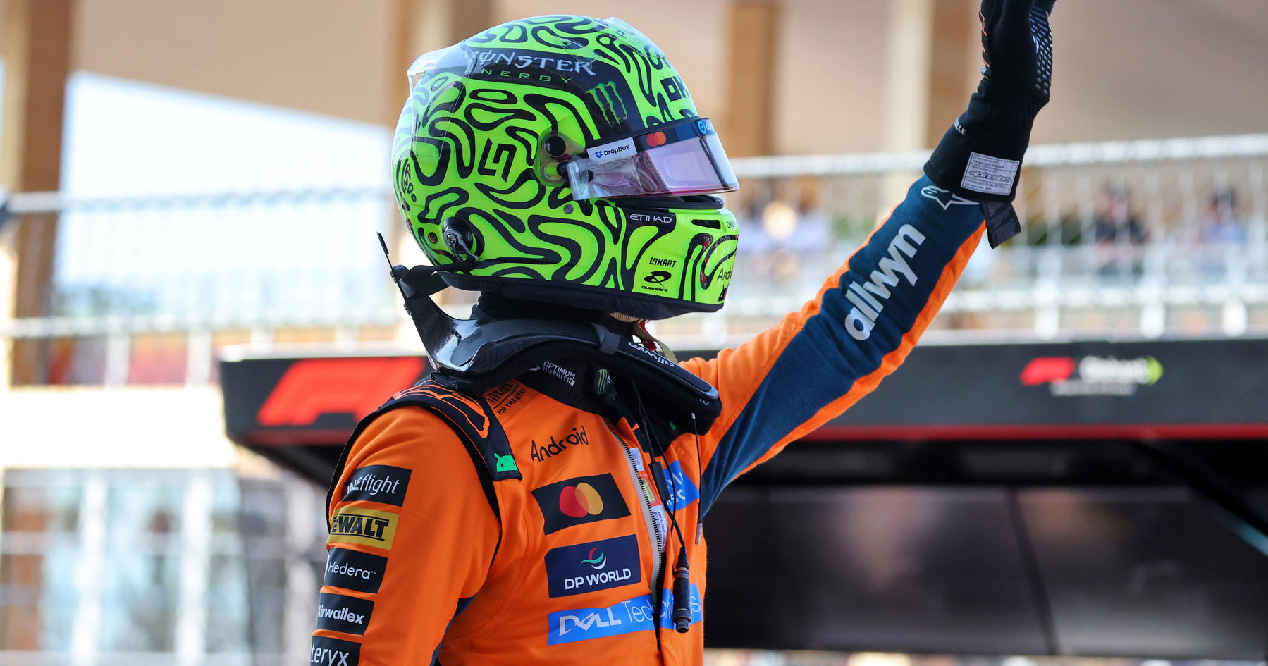 Verstappen dan Hamilton Bentrok, Norris Kuasai Sprint Miami