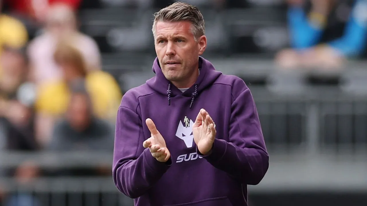 Wolves Ditahan Sunderland, Rob Edwards Kecewa Gagal Menang