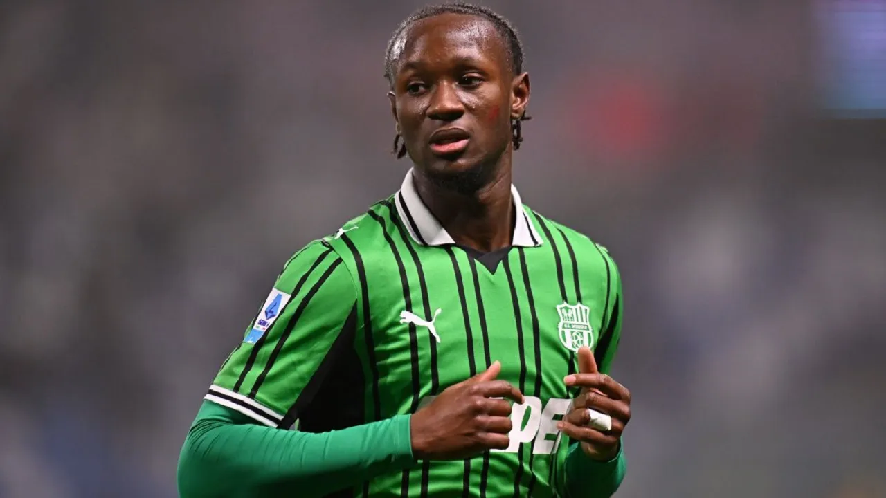 CEO Sassuolo Buka Potensi Derby Milano Untuk Dapatkan Ismael Kone