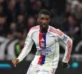 Clinton Mata Puji Semangat Juang Lyon Saat Kalahkan Rennes 4-2