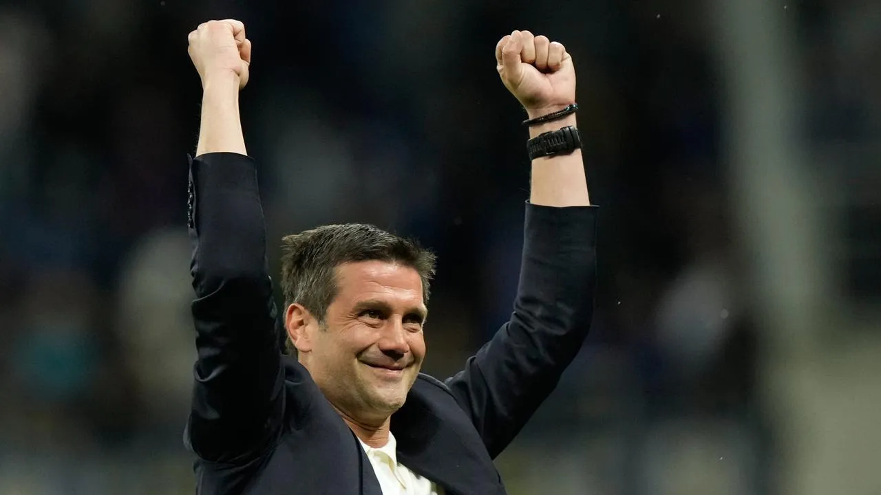 Cristian Chivu Pelatih Asing Pertama Raih Scudetto Sejak Era Mourinho