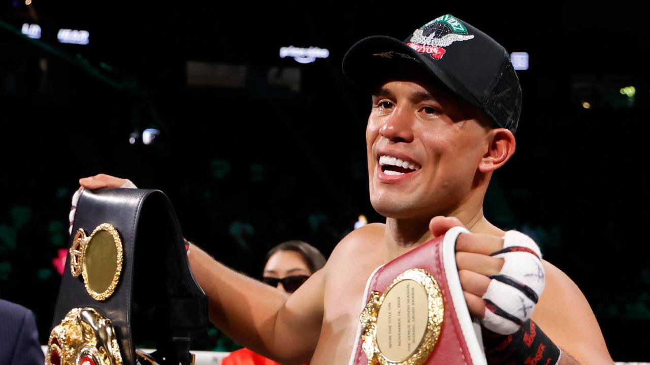 David Benavidez Koleksi Gelar Tiga Divisi, Tegaskan Dominasinya
