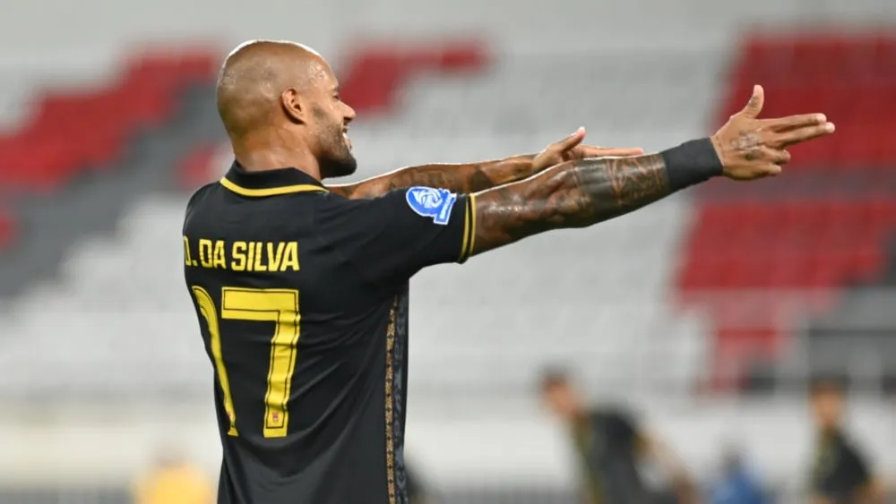 David da Silva: Bukti Ketajaman Tak Tergerus Usia - sumber: (ileagueid)