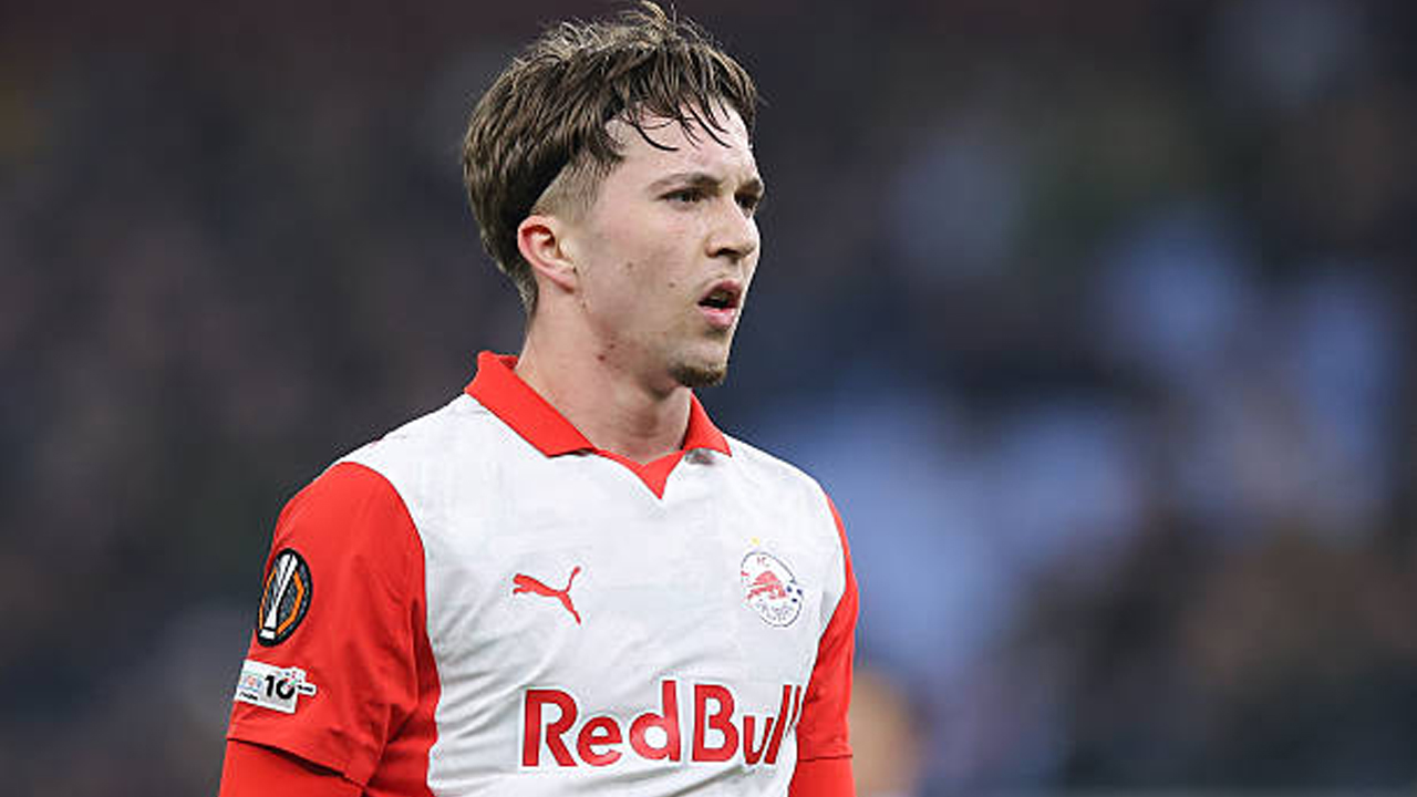 Dipantau Selama Setahun, Brentford Serius Kejar Jannik Schuster
