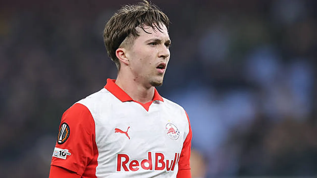 Dipantau Selama Setahun, Brentford Serius Kejar Jannik Schuster