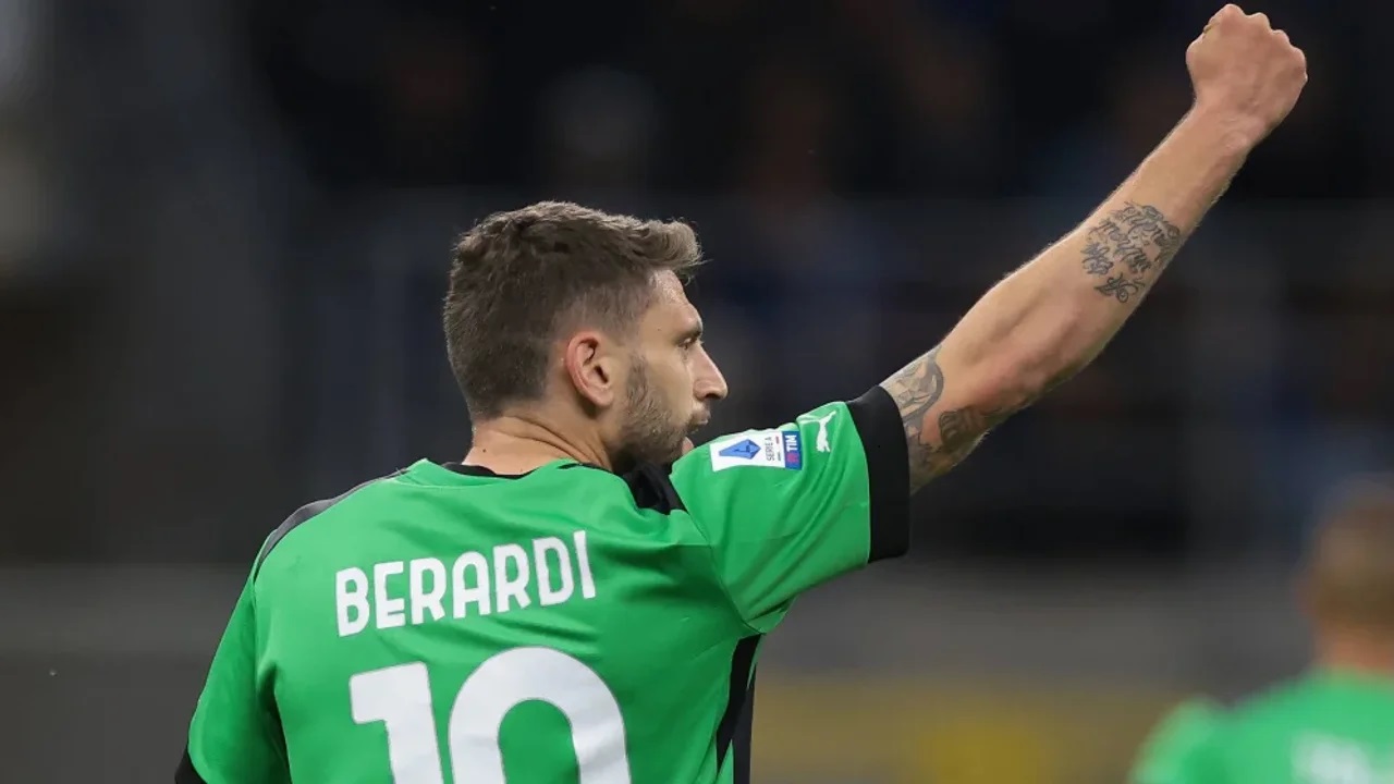 Domenico Berardi Bikin Langkah AC Milan Menuju UCL Semakin Berat