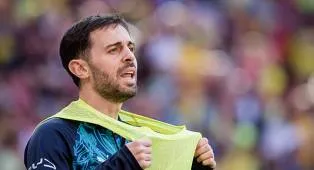 Hansi Flick Untung Besar, Bernardo Silva Rela Potong Gaji Demi Barcelona