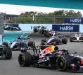 Max Verstappen Tanggapi Kritik Carlos Sainz: ‘Seperti Rimba’