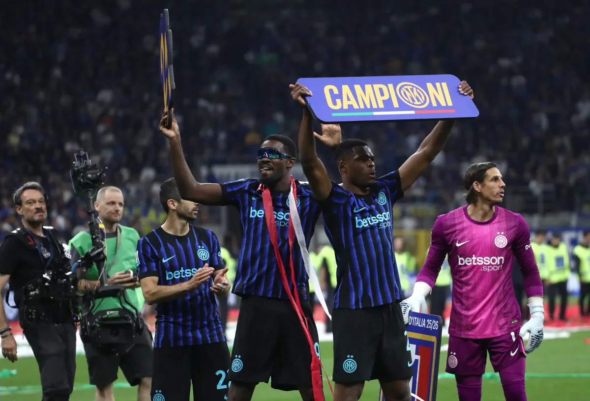 Perayaan Meriah Pemain Inter Milan Usai Raih Scudetto - sumber: (footballitalia)