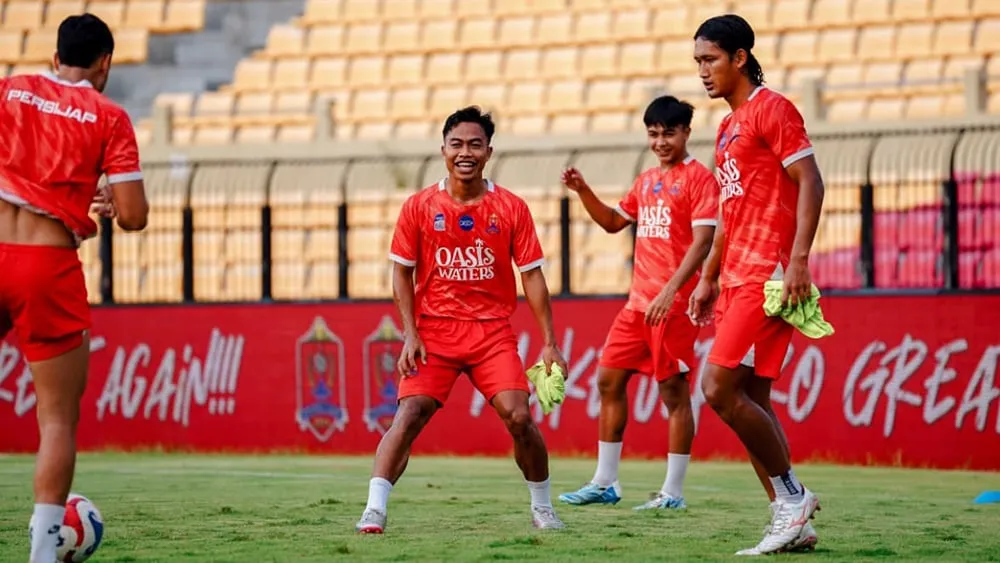 Persijap Bertekad Raih Kemenangan di Kandang - sumber: (ileagueid)