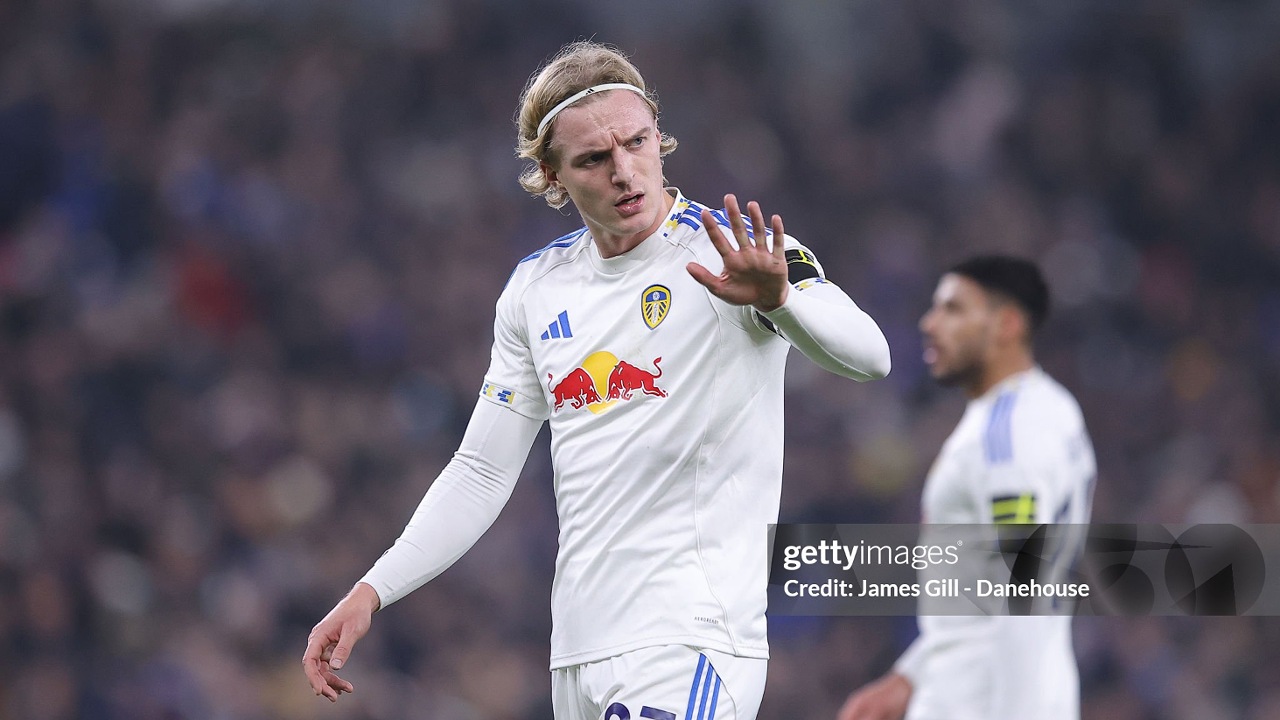 Sebastiaan Bornauw Berpotensi Tinggalkan Leeds United