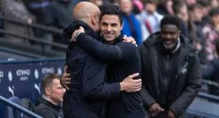 Arsenal Butuh 9 Poin untuk Juara Usai Man City Tersandung