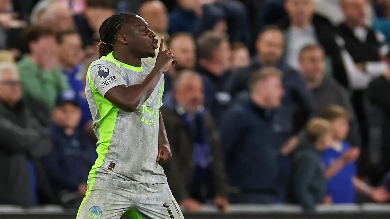 Cetak Brace ke Gawang Everton, Jeremy Doku Dipuji Guardiola