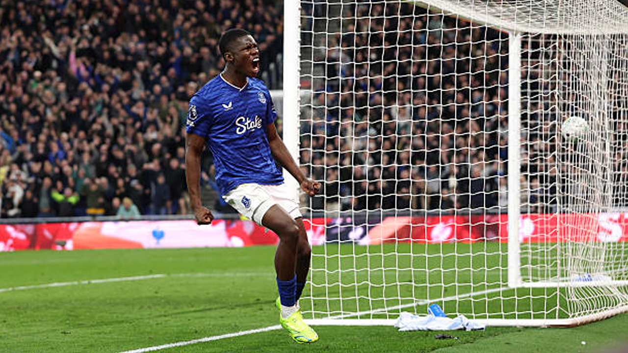 Lupakan Manchester City, Thierno Barry Ajak Everton Tatap Tiga Laga Sisa