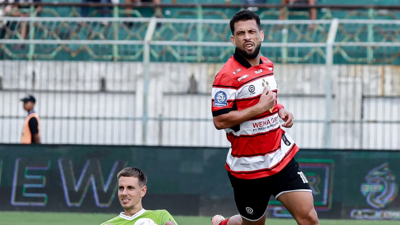 Pemain Madura United, Iran Junior mecetak gol pertama ke gawang Bali United