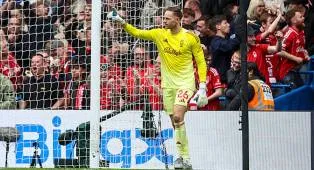 Matz Sels Optimis Nottingham Forest Bertahan di Premier League