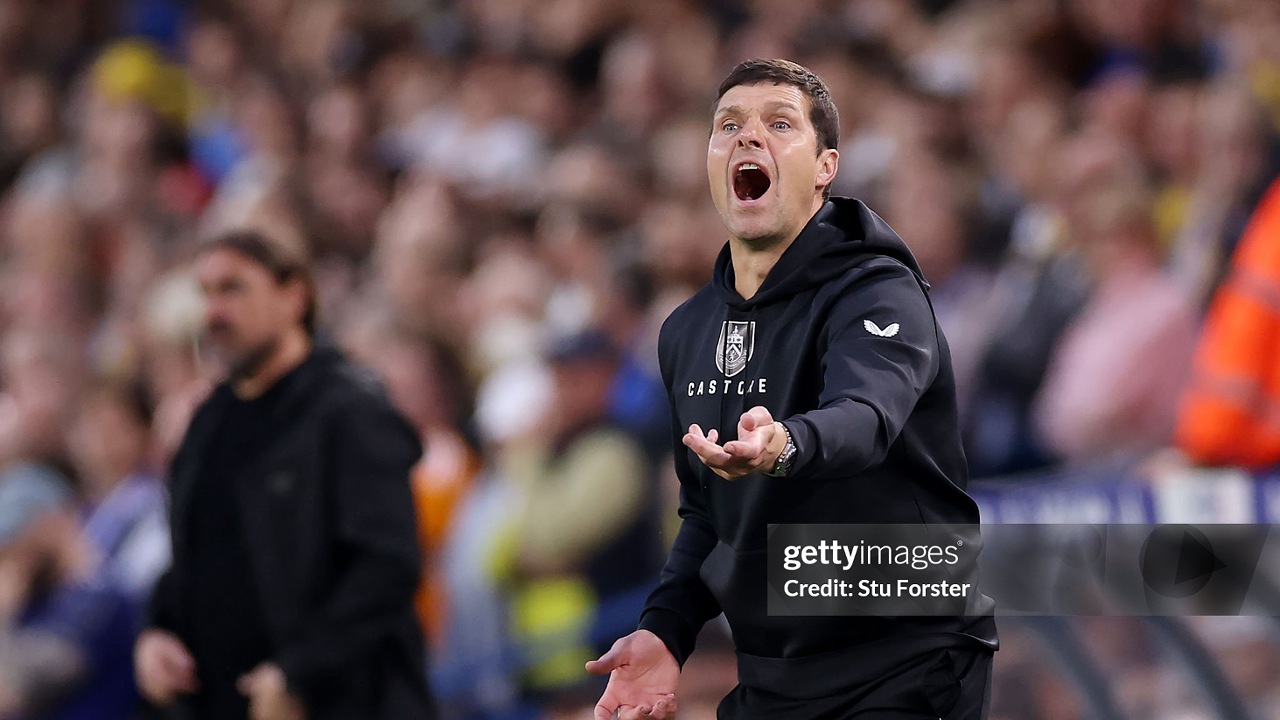 Mike Jackson Tegaskan Burnley Harus Saling Bertanggung Jawab