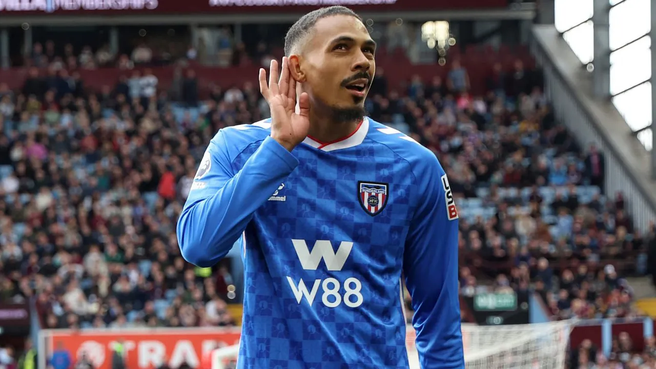 Minim Menit Bermain, Wilson Isidor Siap Cabut dari Sunderland