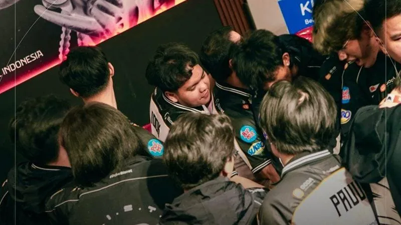 Peluang RRQ ke Playoff dan Syarat yang Harus Dipenuhi - sumber: (ggwp)