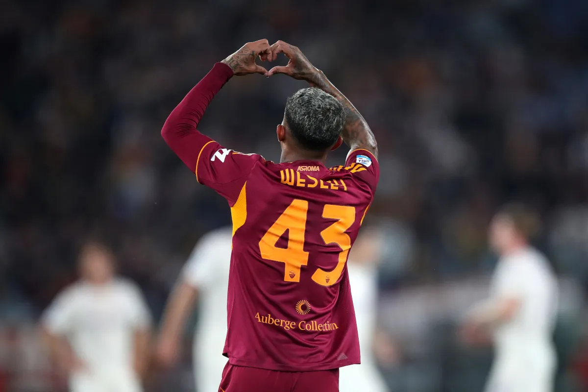 Perebutan Tiket Liga Champions Memanas: Empat Tim Serie A Hanya Terpaut Lima Poin - sumber: (footballitalia)