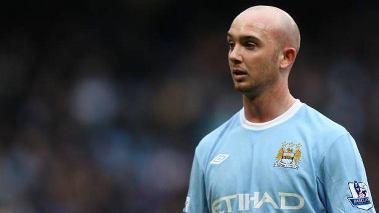 Stephen Ireland Patah Kaki, Eks Manchester City Jadi Korban Tekel Mengerikan