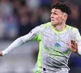 Wayne Rooney Nilai Phil Foden Terlalu Bagus untuk Dicadangkan City