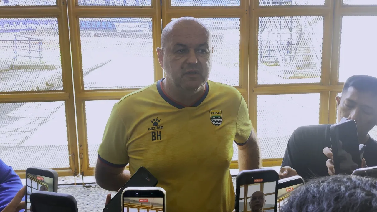 Pelatih Persib, Bojan Hodak
