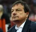 Ergin Ataman Ingin Panathinaikos Segera Akhiri Perlawanan Valencia