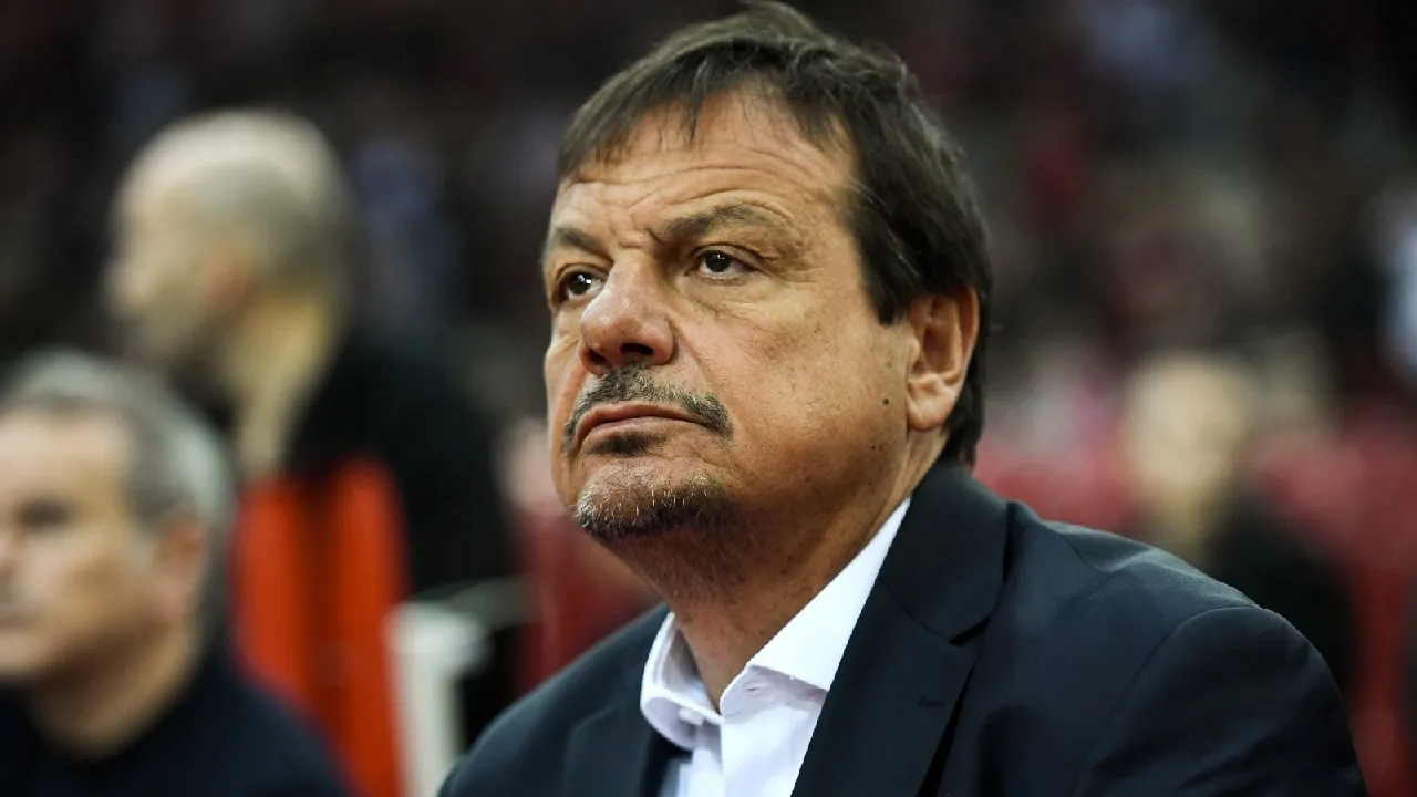 Ergin Ataman berharap Panathinaikos selesaikan perlawanan Valencia di Game 3.