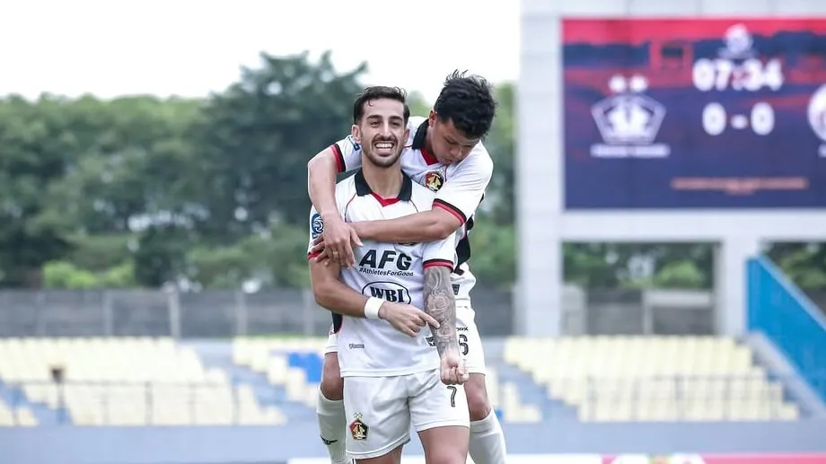 Ernesto Gomez Tekankan Pentingnya Kemenangan untuk Persik - sumber: (ileagueid)