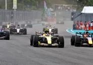 Liam Lawson Terkejut Diminta Beri Jalan untuk Verstappen