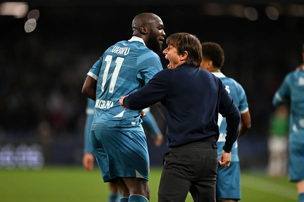 Lukaku Kembali ke Napoli: Pertemuan Penting dengan Conte Hari Ini - sumber: (footballitalia)