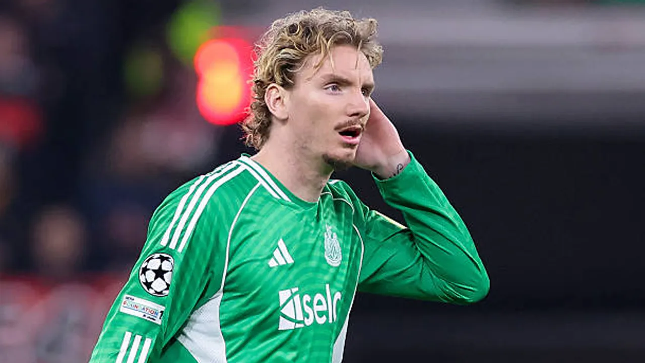 Newcastle United Tak Mau Jual Murah Nick Woltemade, Bayern Munich Gigit Jari