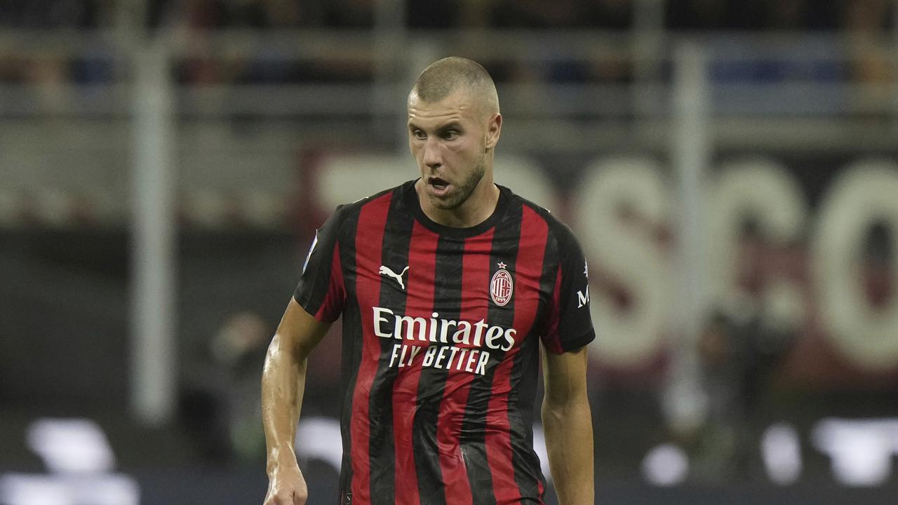 Strahinja Pavlovic dan Rabiot Masuk Daftar Potensi Dikorbankan Milan