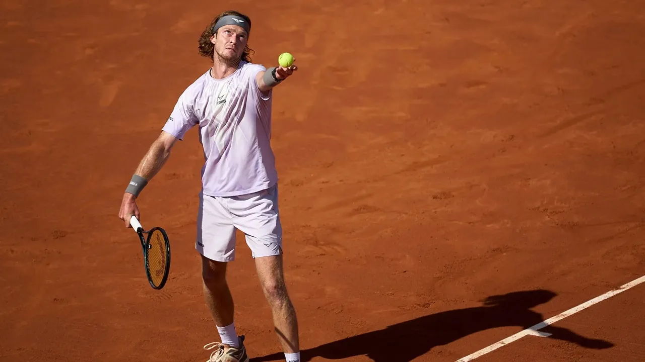 Andrey Rublev Tak Lagi Terkejut Dengan Keadaan Lapangan Di Roma