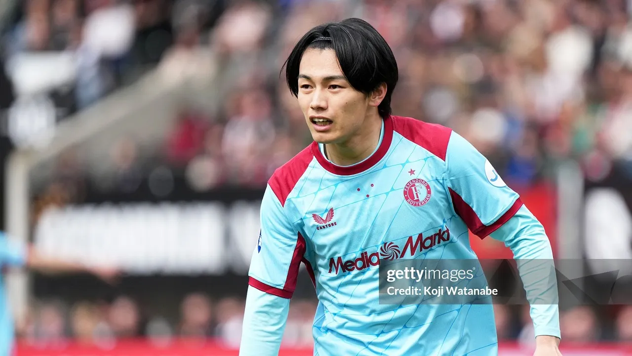 Ayase Ueda Masuk Radar Everton, Leeds, dan Tottenham