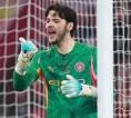 Bahas Transfer, Aston Villa Jalin Kontak dengan Agen James Trafford