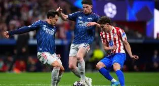 Barcelona Tentukan Langkah Selanjutnya untuk Julian Alvarez