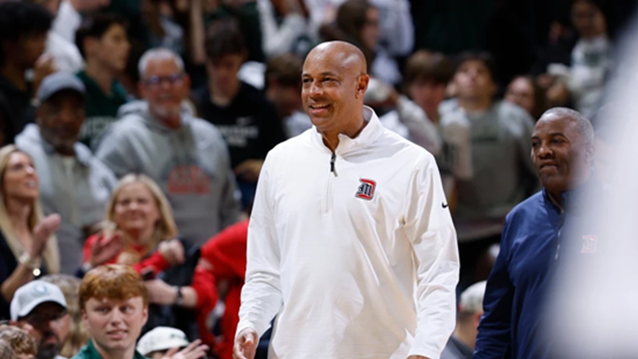 Detroit Mercy Berikan Perpanjangan Kontrak ke Mark Montgomery